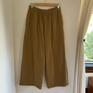 Uniqlo Khaki Wide Leg Jogger Sweatpants